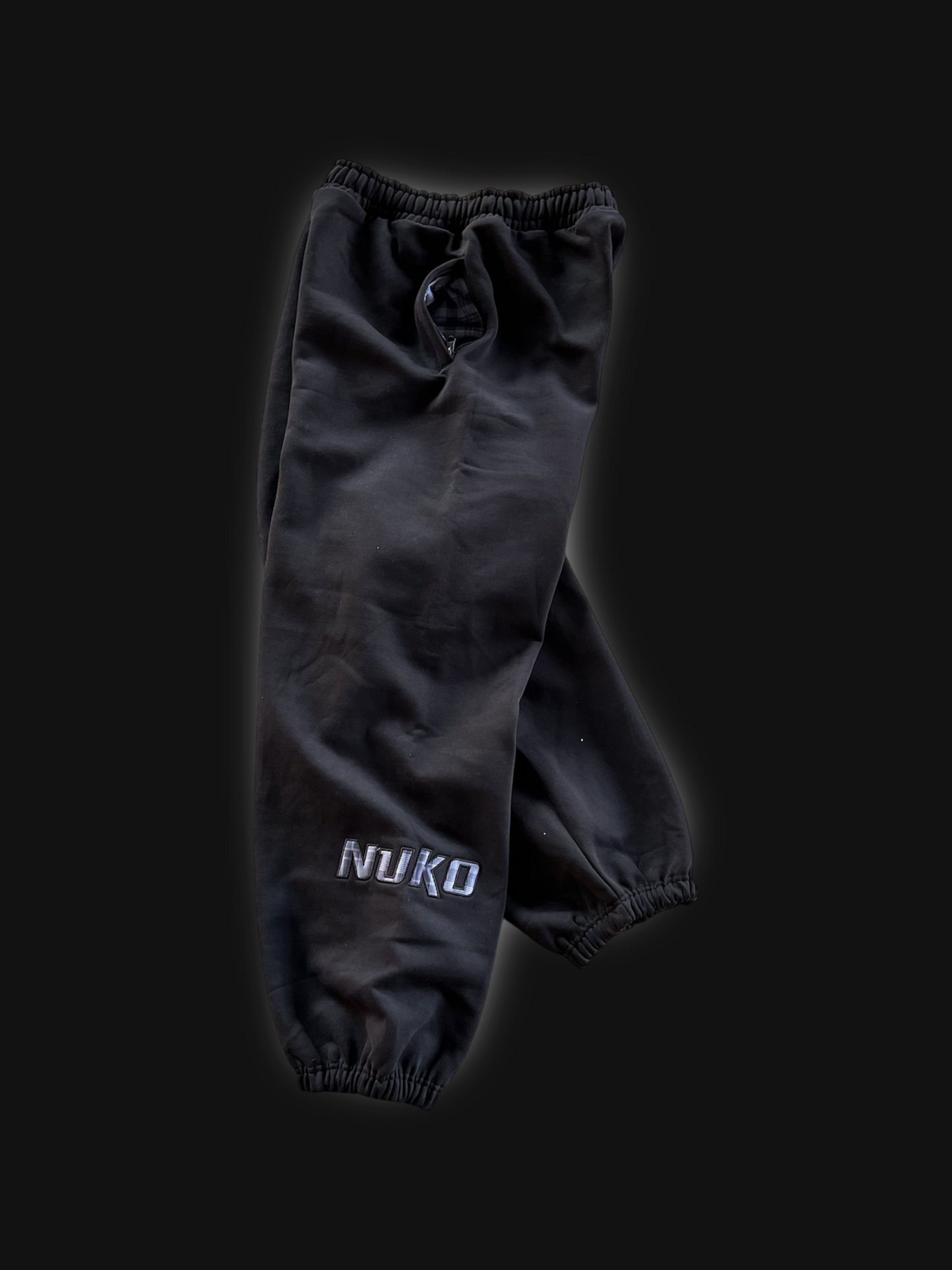 Plaid logo joggers (Black)